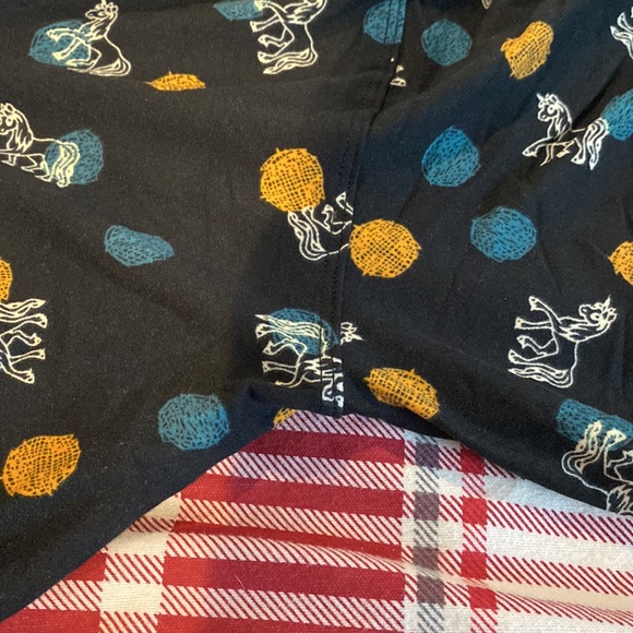 NWOT LULROE unicorn legging - Picture 2 of 3
